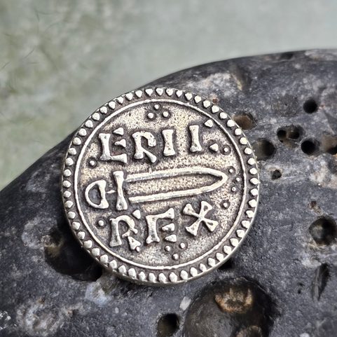 ERIC BLOODAXE, NORTHUMBIRA, 952 REPLIKA VIKINSKÉ MINCE, STŘÍBRO 925