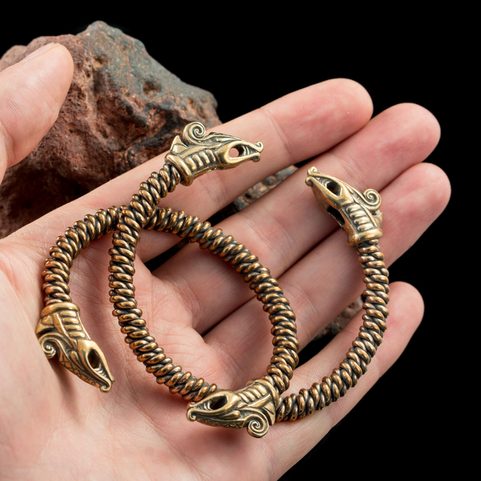 JELLING - VIKINGSKÝ DRAK, NÁRAMEK, BRONZ