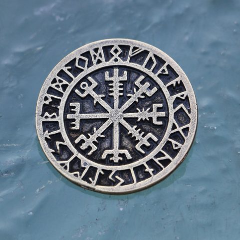 VEGVISIR - KOMPAS, ISLANDSKÁ RUNA, PŘÍVĚŠEK, STAROMOSAZ