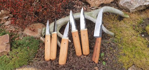 BUSHCRAFTER, KOVANÝ NŮŽ DO PŘÍRODY