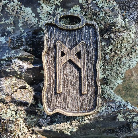MANNAZ - RUNOVÝ AMULET, ZINEK STAROMOSAZ