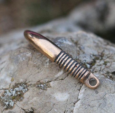 TESÁK TALISMAN, VASTERBOTTEN, ŠVÉDSKO, BRONZ