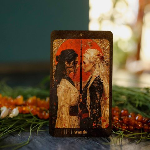 AMBER MOON TAROT, TAROTOVÉ KARTY