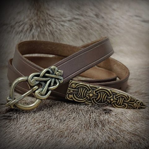 OPASEK VIKINGSKÝ - MOSAZNÁ POVRCHOVÁ ÚPRAVA