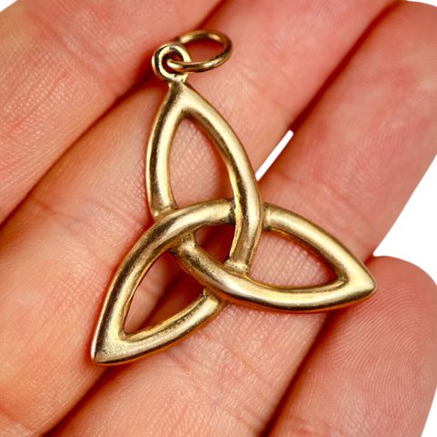TRIQUETRA, KELTSKÝ PŘÍVĚŠEK, BRONZ