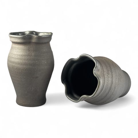 KERAMICKÝ POHÁR, 13. STOLETÍ, PLZEŇ