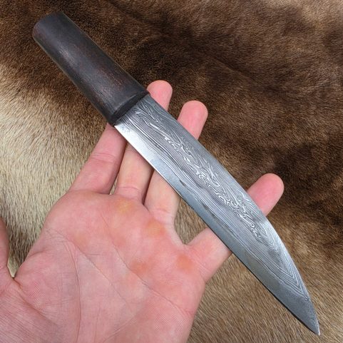 MEDIEVAL KNIFE, OLOMOUC, MORAVIA, 13TH CENTURY