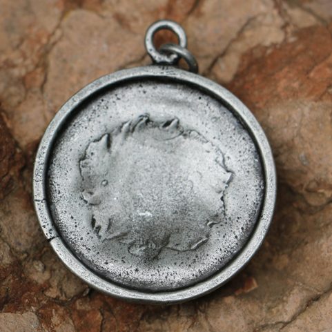 SLOVANSKÝ VLK AMULET, ZINEK