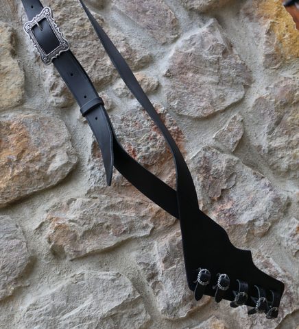 ZÁVĚSNÍK NA RAPÍR - BANDALÍR ČERNÝ