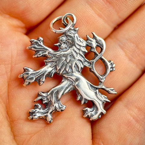 ČESKÝ LEV, STŘÍBRNÝ PŘÍVĚSEK, AG 925