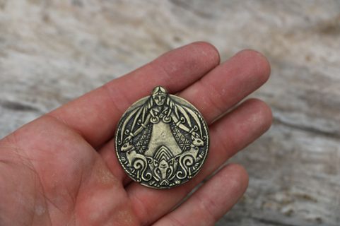 FREYA VIKINSKÁ BOHYNĚ, AMULET, ZINEK STAROMOSAZ