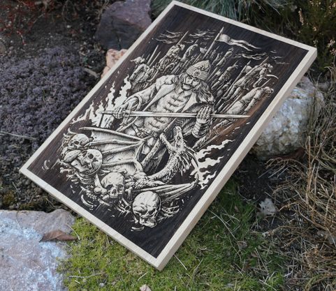 VLAD TAUPESH NÁSTĚNNÁ DEKORACE, DŘEVO 32X46CM