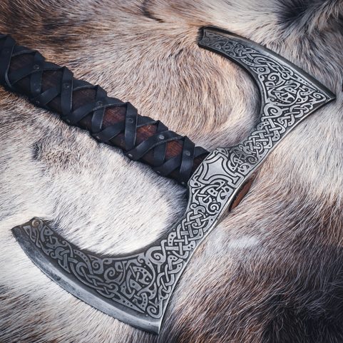 MJOLLNIR LEPTANÝ THOROVO KLADIVO - OBOURUČNÍ SEKERA
