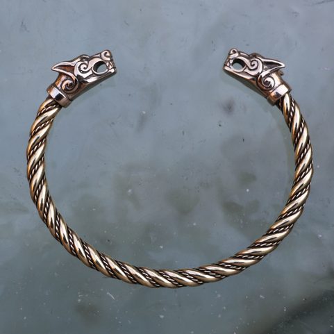 FENRIR, VIKINSKÝ VLK, NÁRAMEK, MOSAZ