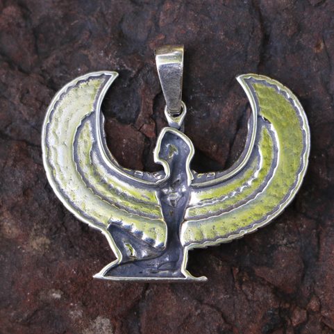 OKŘÍDLENÁ ISIS, EGYPTSKÁ BOHYNĚ, STŘÍBRNÝ PŘÍVĚSEK, AG 925