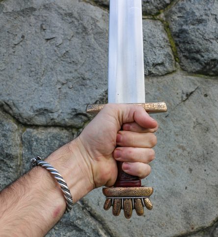 RUNAR, ZDOBENÝ VIKINSKÝ MEČ, PETERSEN TYP O, BRONZ, STŘÍBRO 925