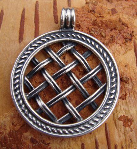 SLOVANSKÝ AMULET HOJNOSTI, STŘÍBRNÝ PŘÍVĚSEK, AG 925