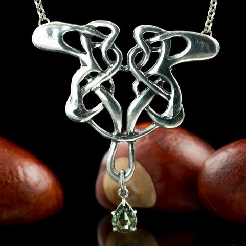 ART NOUVEAU, STŘÍBRNÝ NÁHRDELNÍK S VLTAVÍNEM, AG 925, 20G