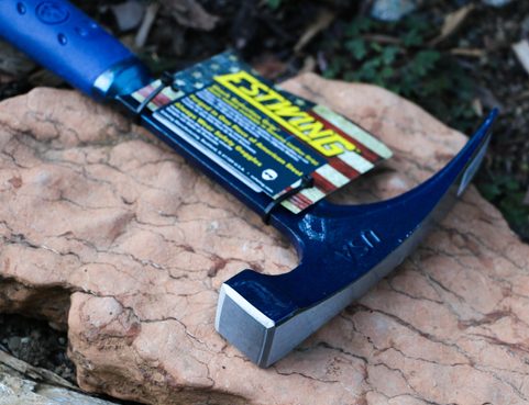 GEOLOGICKÉ KLADÍVKO S DLÁTKOVÝM ZAKONČENÍM, VINYL 616G