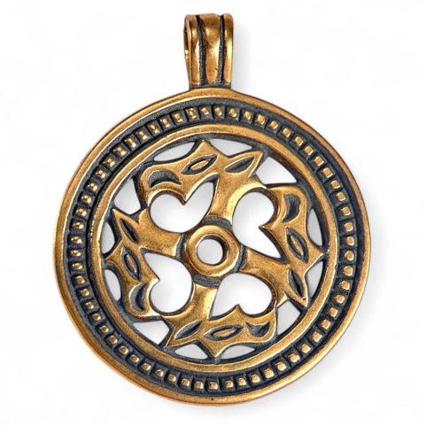 VELKOMORAVSKÝ ZOOMORFNÍ SLUNEČNÍ SMYBOL, BRONZOVÝ PŘÍVĚŠEK