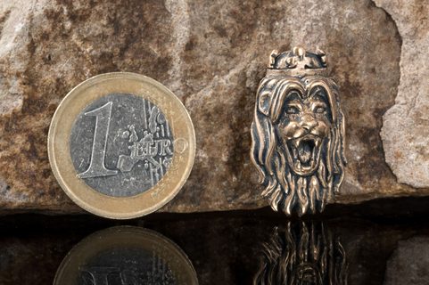 ČESKÝ LEV, HLAVA, PŘÍVĚŠEK, BRONZ