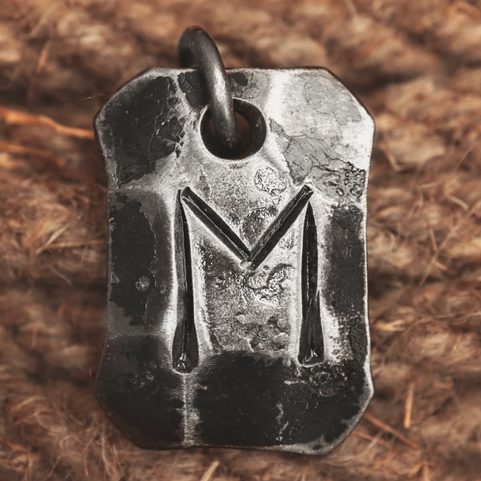 EHWAZ, KOVANÁ RUNA, AMULET