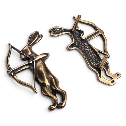 BRONZE BELT MOUNT, MEDIEVAL KILLER RABBIT ARCHER