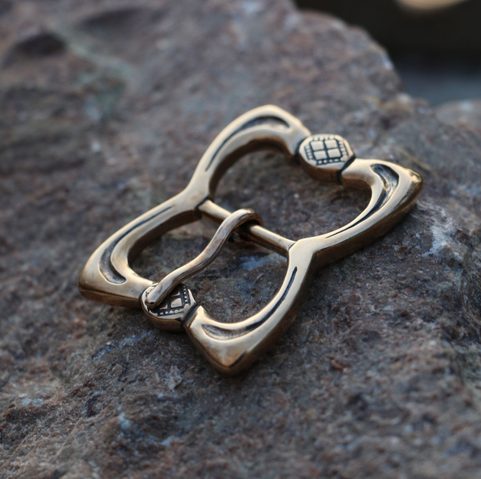 SPONA NA OPASEK, XIV. -XV. STOLETÍ, ANGLIE