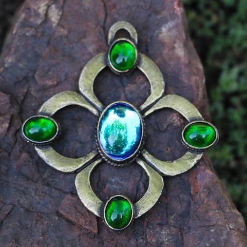 CAROLUS - VELKÝ STŘEDOVĚKÝ ZÁVĚS NA KRK