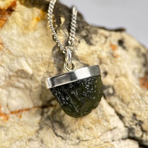 NEBULA, PŘÍVĚSEK - VLTAVÍN, STŘÍBRO 925/1000