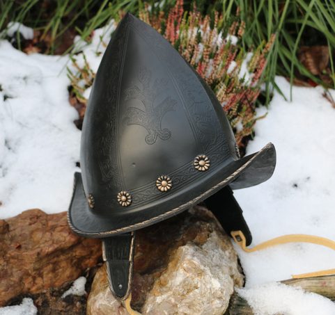 MORION HELM MIT WANGENKLAPPEN, POLYURETHAN