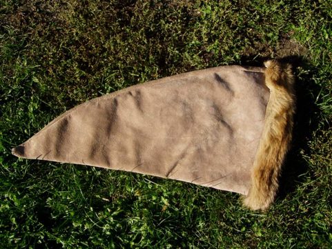 VIKINGSKÁ ČEPICE - DLOUHÁ