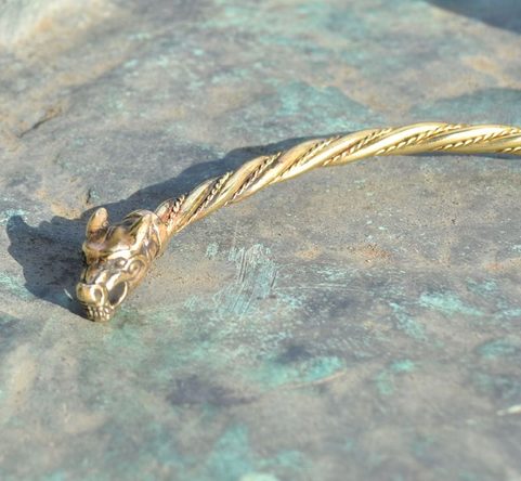 VLK FENRIR, TORQUES, MOSAZNÝ NÁKRČNÍK