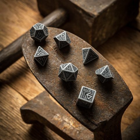 DWARVEN GREY AND BLACK, SADA TRPASLIČÍCH RPG HRACÍCH KOSTEK