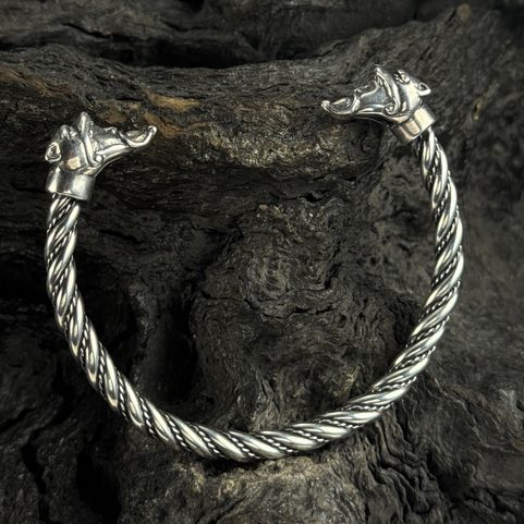 BERSERKER, VIKINGSKÝ NÁRAMEK, AG 925/1000