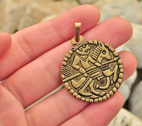 JEZDECKÝ VIKINGSKÝ AMULET
