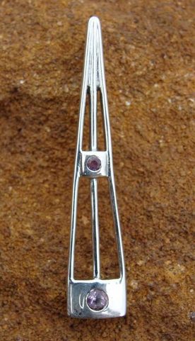 TRIANGLE, SECESNÍ STŘÍBRNÝ AMULET, AG 925