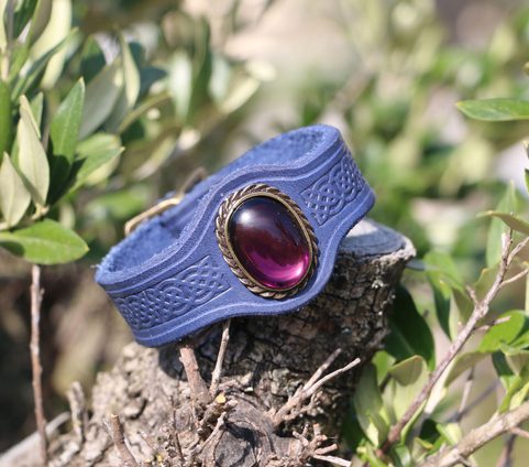 GRACIA KOŽENÝ NÁRAMEK SE SKLEM