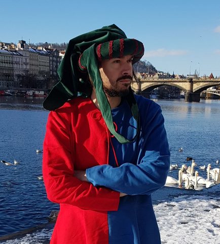 CHAPERON, STŘEDOVĚKÁ POKRÝVKA HLAVY - SAMET