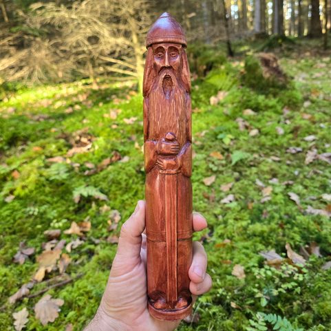 PERUN, SLOVANSKÝ BŮH, VYŘEZÁVANÁ SOŠKA