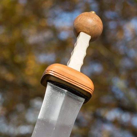 ŘÍMSKÝ GLADIUS, FULHAM