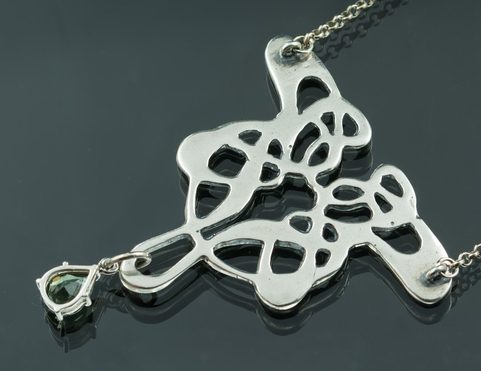 ART NOUVEAU, STŘÍBRNÝ NÁHRDELNÍK S VLTAVÍNEM, AG 925, 20G