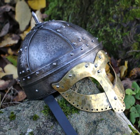KETIL, VIKINGSKÁ PŘILBA