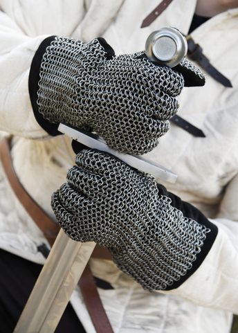 CHAINMAIL GLOVES, 6MM ID, NATURAL