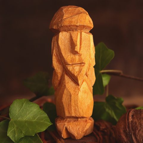 SVANTOVÍT, VYŘEZÁVANÝ PŘÍVĚSEK, TALISMAN