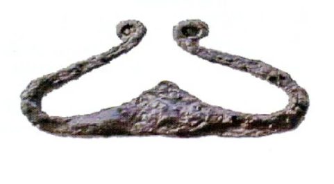 STŘEDOVĚKÉ KOVANÉ KŘESADLO