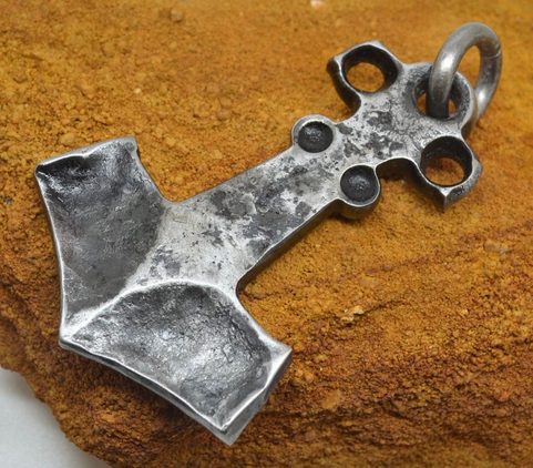 MUSPELHEIM, KOVANÉ THOROVO KLADÍVKO