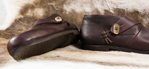 HAUKUR, VIKINGSKÉ NÍZKÉ BOTY