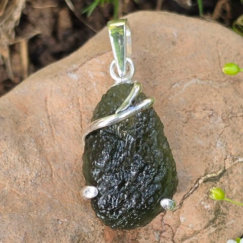 SILBERANHÄNGER MIT MOLDAVIT, SILBER 925