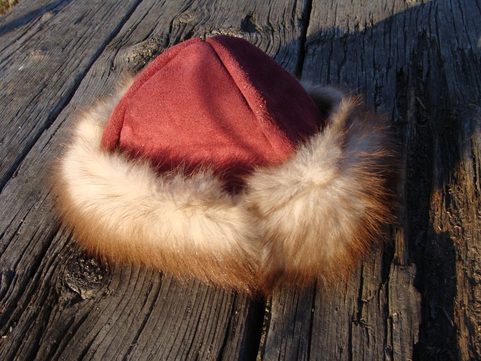 THORA - VIKINGSKÁ ČAPKA